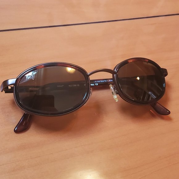 MAUI JIM MJ 139-10 POLARIZED VINTAGE SUNGLASSES - Original Case & Cleaning Cloth - Picture 1 of 4
